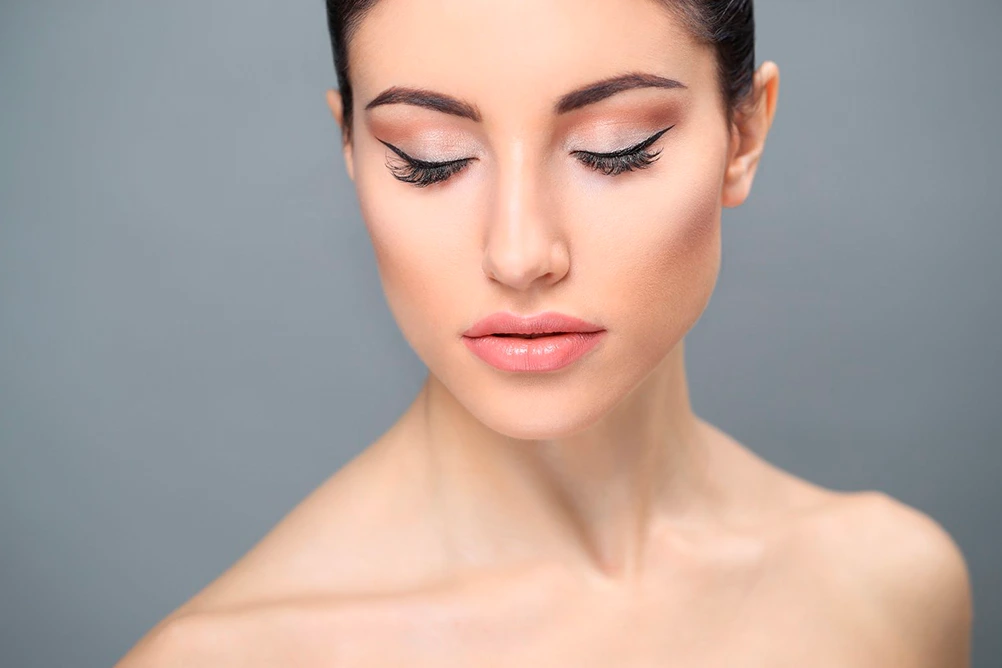 Clínica otosalud. Micropigmentacion. linea de agua